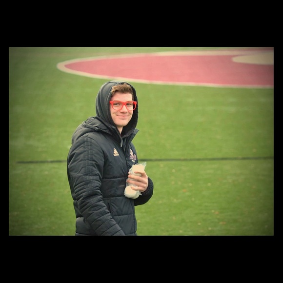 Meet your Posher, Bailey - Picture 1 of 1